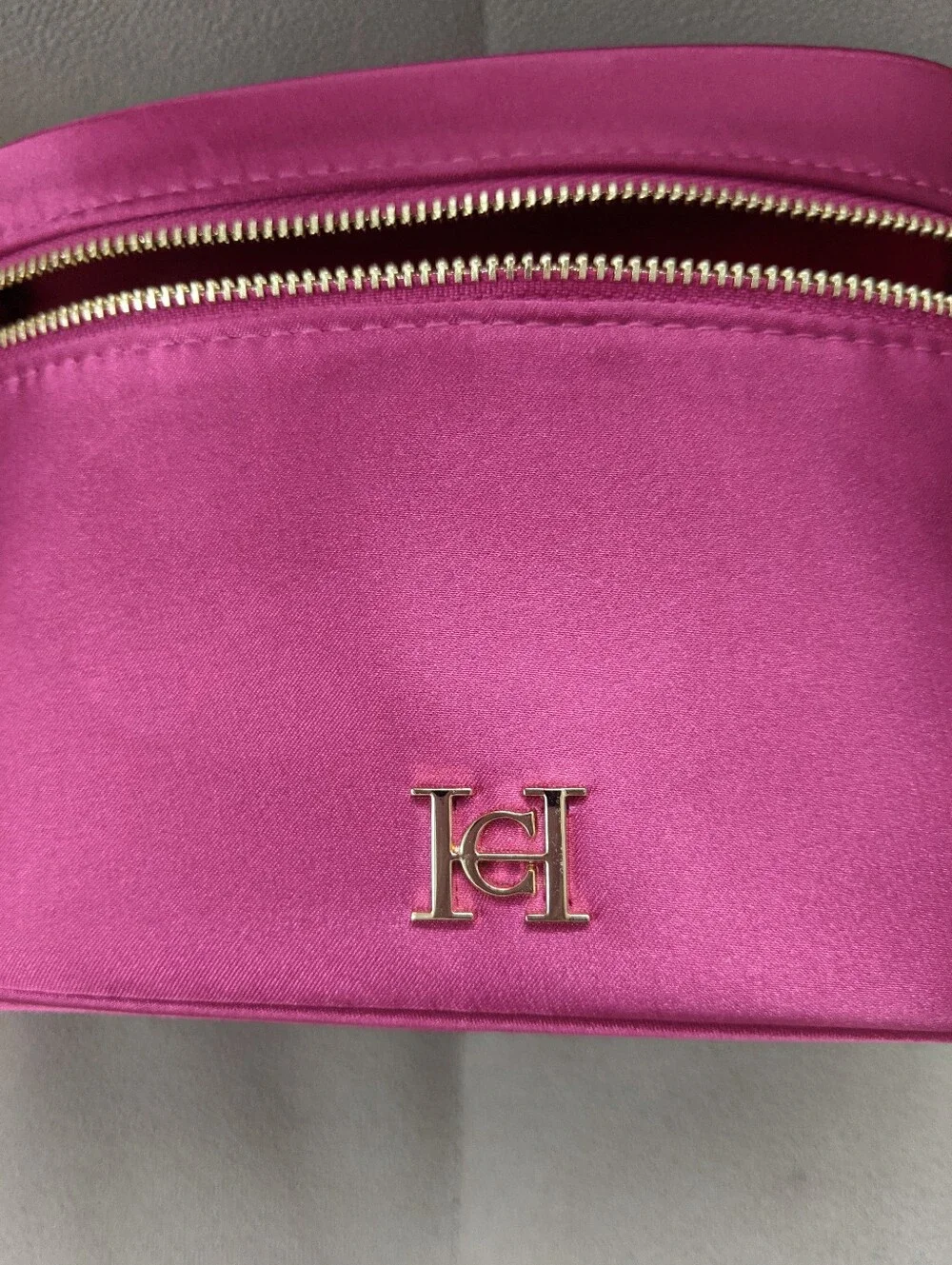 CAROLINA Herrera Pink Satin Top-Handle Cosmetic Bag